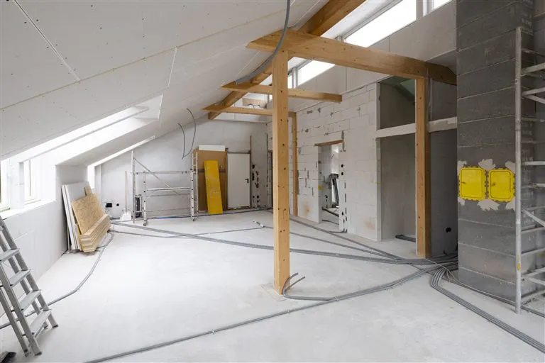 Innenausbau - Trockenbau, Dämmung & Sanierung